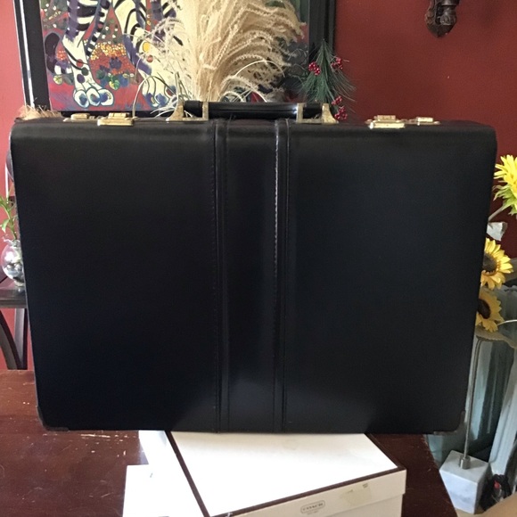 Ashton & Hayes Handbags - Leather & Suede Ashton & Hayes Vintage Briefcase